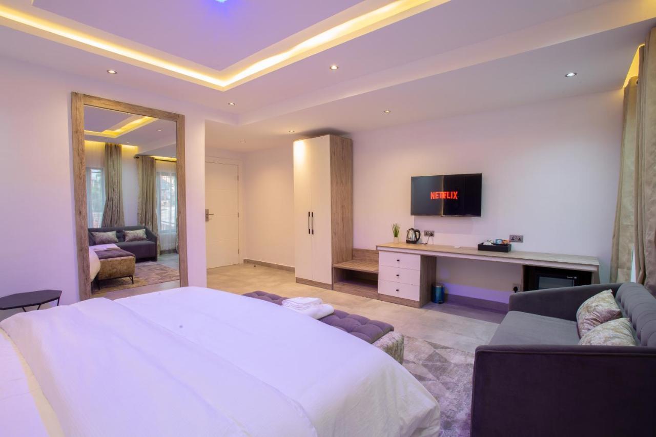 De Manchy Hotels & Suites Ibadan Bagian luar foto