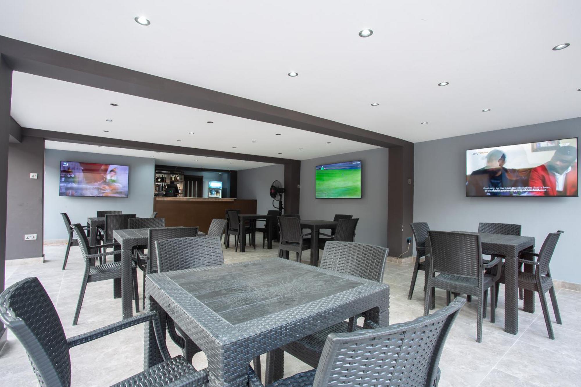 De Manchy Hotels & Suites Ibadan Bagian luar foto